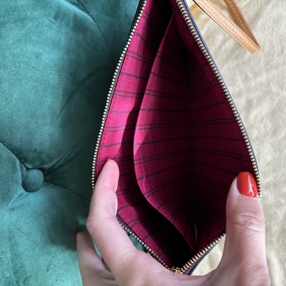 Authentic Louis Vuitton NEW Neverfull GM pink pivone clutch discontinued color - Picture 4 of 8